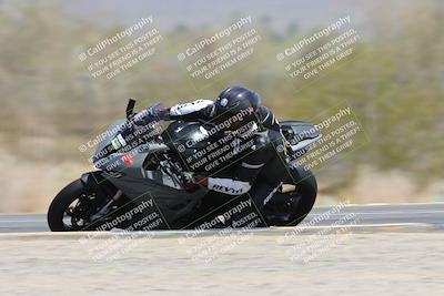 media/May-25-2025-TrackXperience (Sun) [[393a69de75]]/Level 3/Session 2 Turn 2 Inside Pans/